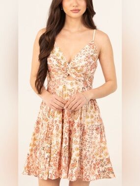 Angie Floral Twist-Front Spaghetti Strap Dress in Peach light summer dress Large